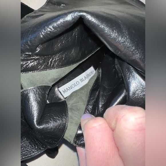 ❌SOLD❌Manolo Blahnik 1990s Velvet with Silk Ribbon Pointed Toe Boots - Picture 10 of 10